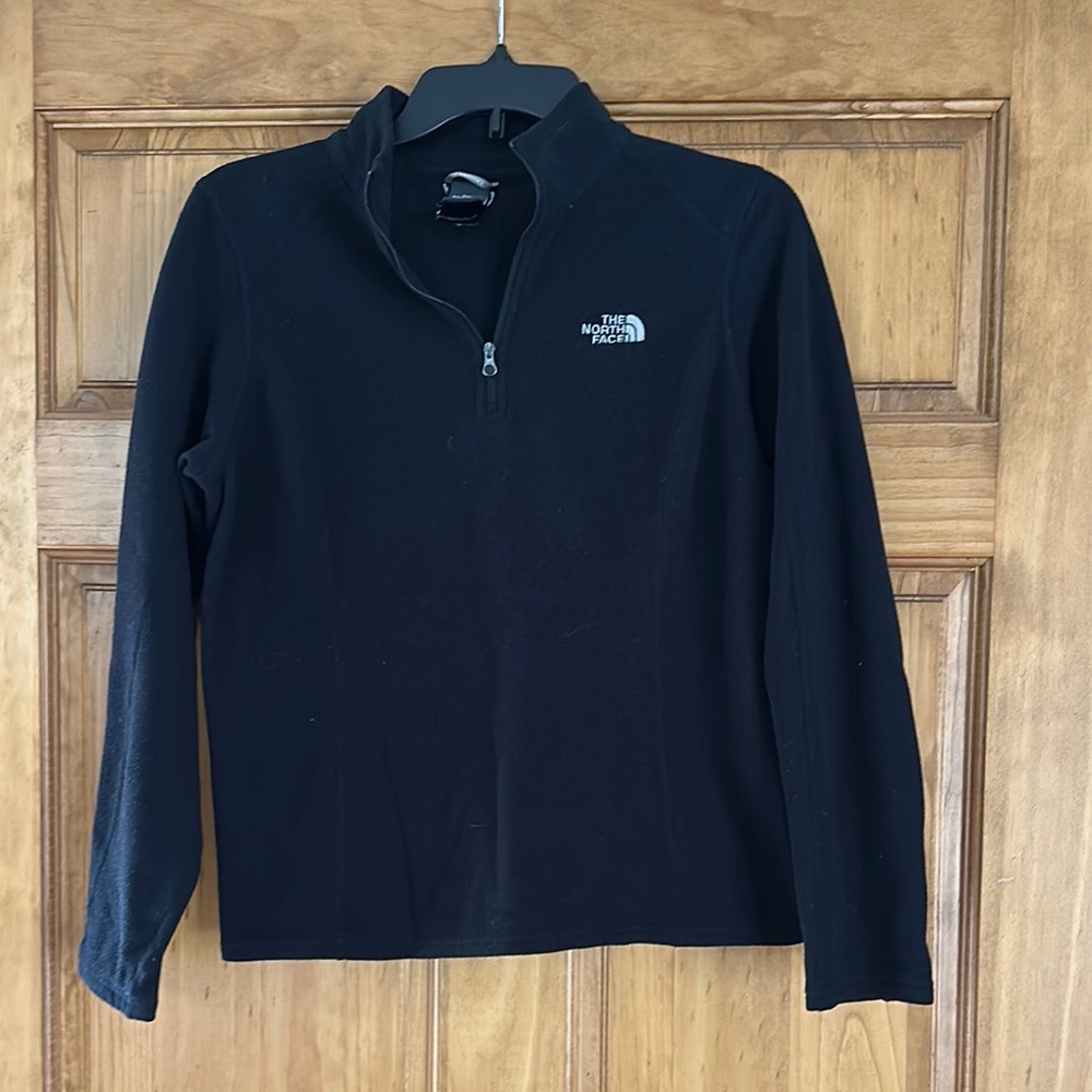 The North Face Black Quarter-Zip Pullover